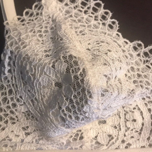 Bra - Picture 3 of 4